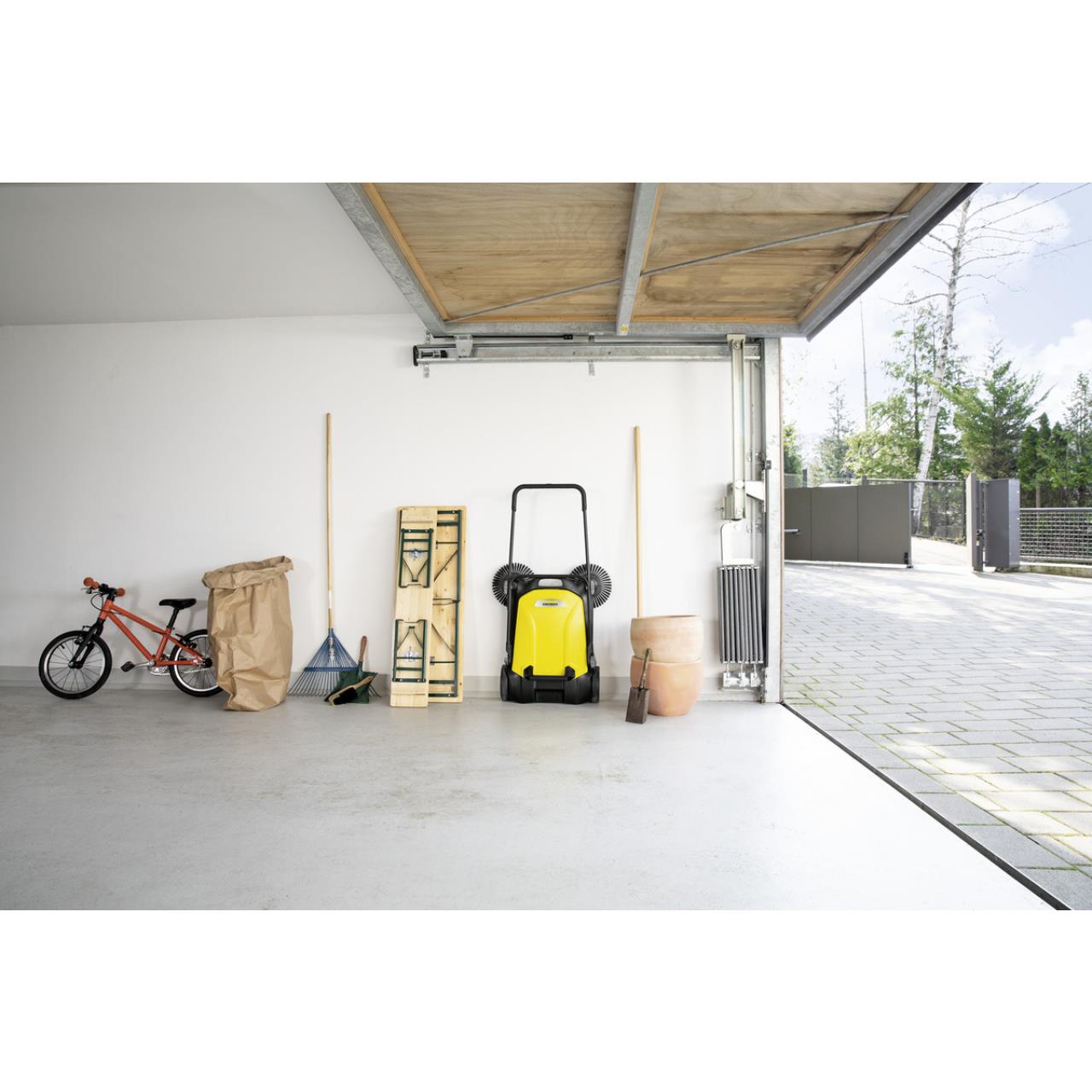 100005725 Kehrmaschine S 4 Twin